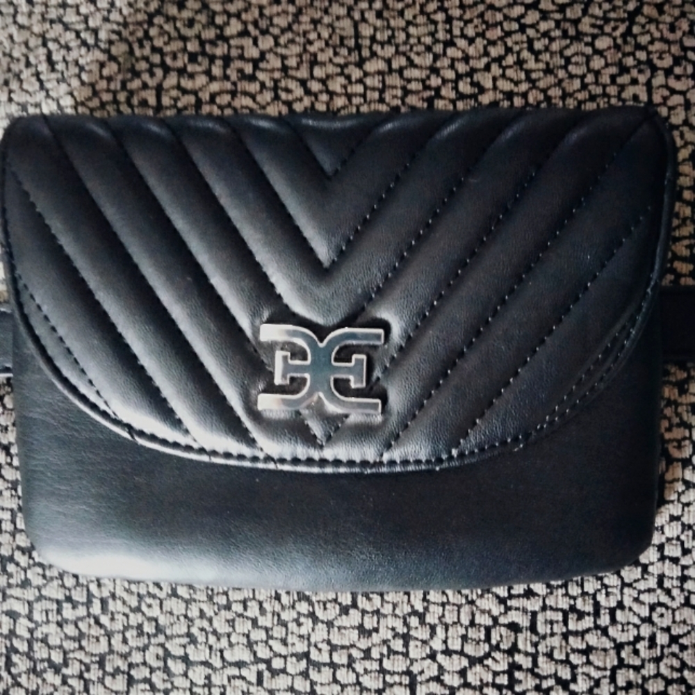 Sam Edelman black buckle fanny bag